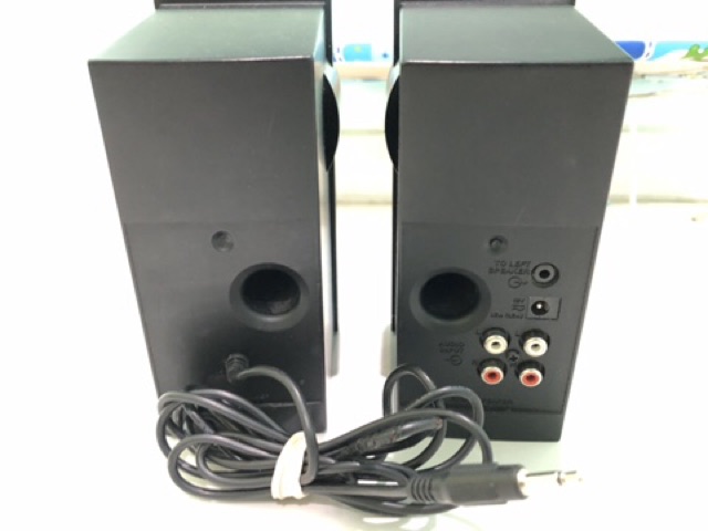 Loa nghe nhạc Bose Companion seri 1 hàng cổ