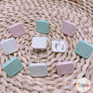 Nút Bịt Ổ Điện Cao Cấp Loại 2 Chân,3 Chân Nhỏ Gọn Chống Giật An Toàn Cho Bé