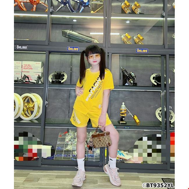 Bộ áo thun phối tà Fashion và quần đùi cho bé gái