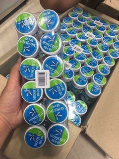Dầu thoa muỗi cho bé .