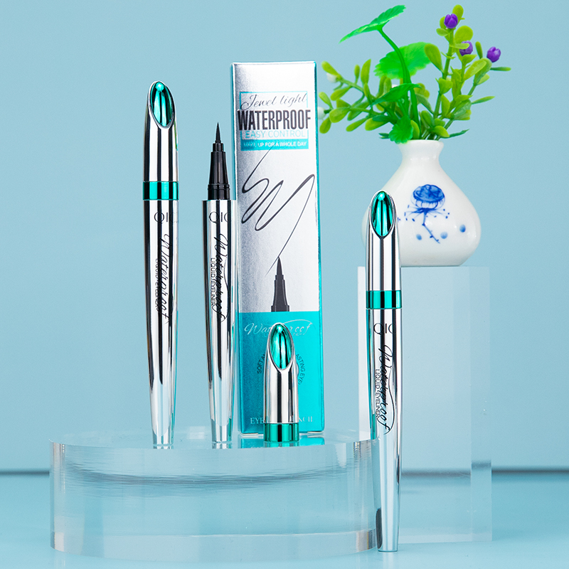 [Hàng mới về] Bút kẻ mắt đầu mảnh QIC thích hợp cho người mới sử dụng | BigBuy360 - bigbuy360.vn