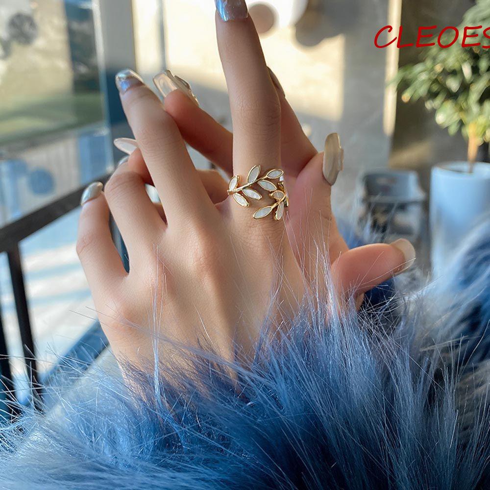 Nhẫn Hở Hình Chiếc Lá Phong Cách Vintage Thanh Lịch Cho Nữ