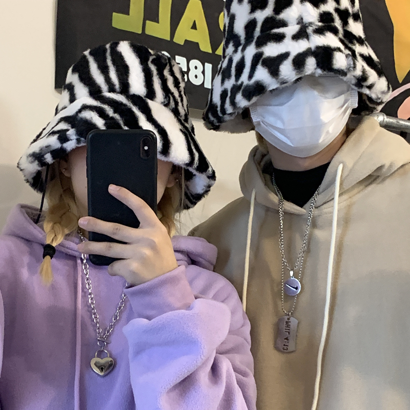 Mũ bucket lông dày dặn in họa tiết da báo/ngựa vằn phong cách mùa đông Hàn Quốc