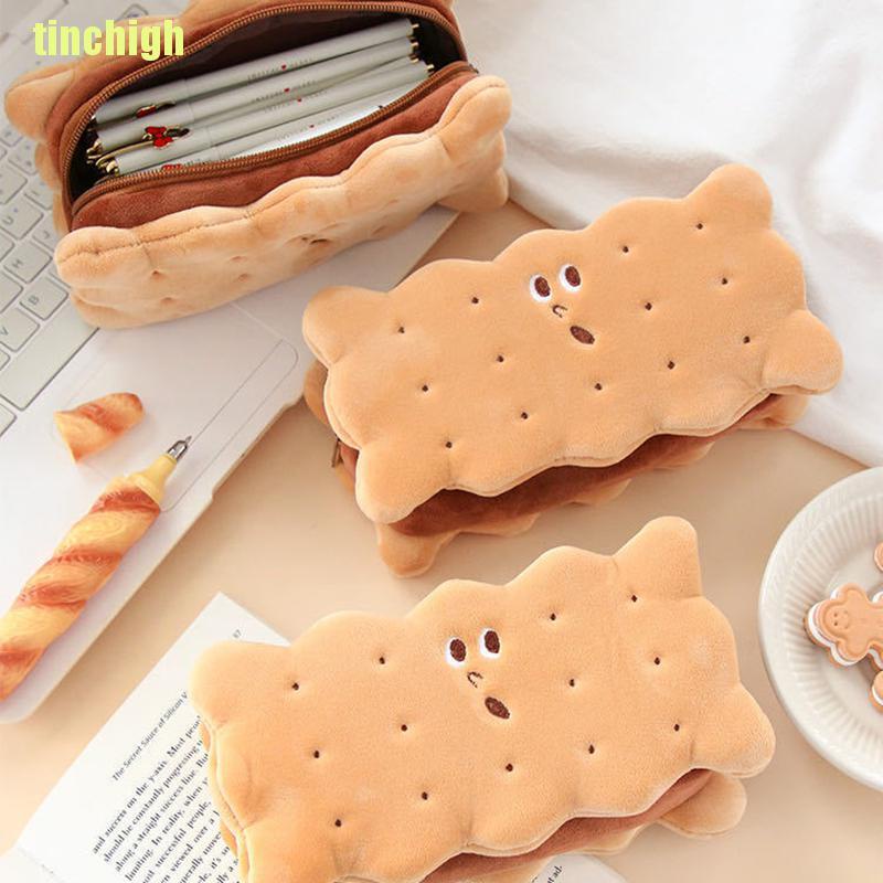 1 Hộp Bánh Quy / Bánh Quy Nhung Lớn