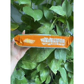 Bánh Quy Nhật Vị Thơm Pineapple Layer Biscuit (Gói 140g)