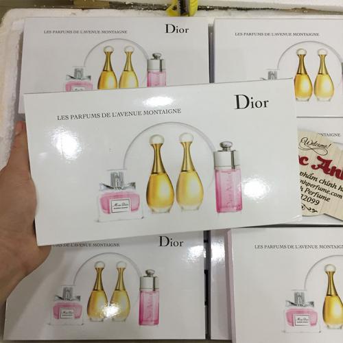 Gift Set Dior 4 chai mini 5ml của thương hiệu Dior