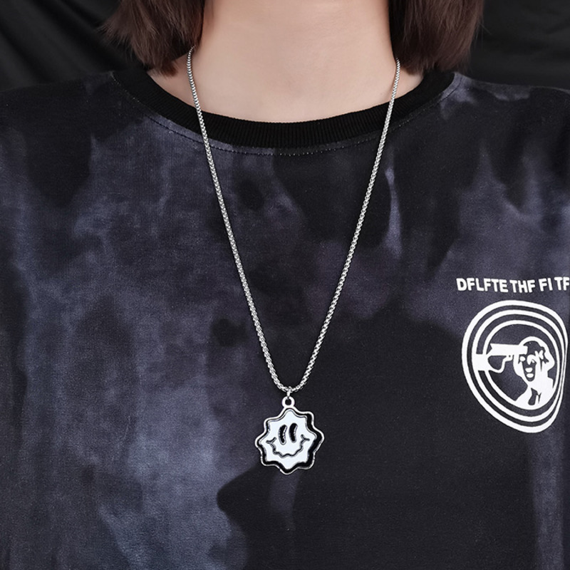 Dây Chuyền Thép Titan Mặt Hình Mặt Cười Nhiều Màu Sắc Dễ Phối Đồ Thời Trang 22735 Dành Cho Cặp Đôi