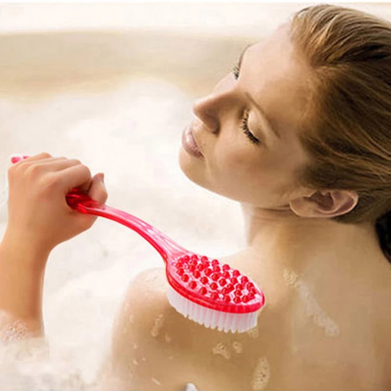 Bàn Chải Chà Lưng Cán Dài Bằng Nhựa Tiện Dụng