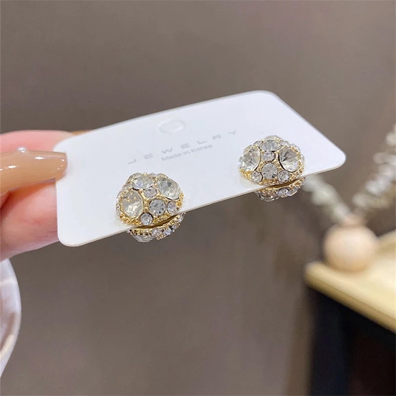 1 Đôi Khuyên Tai Nam Châm Đính Đá Pha Lê Không Cần Xỏ Lỗ