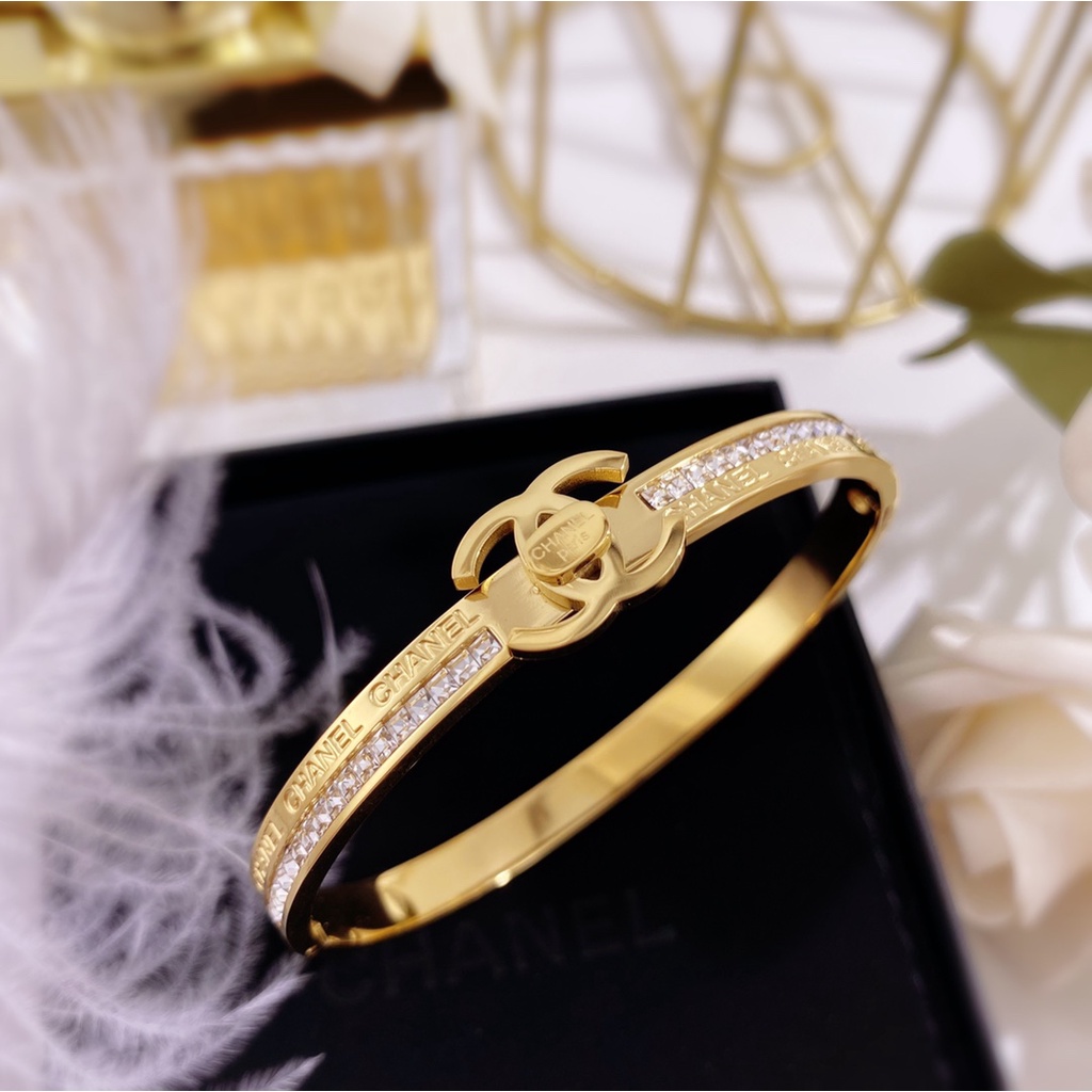 Vòng đeo tay đính kim cương giả sang trọng cho nữ