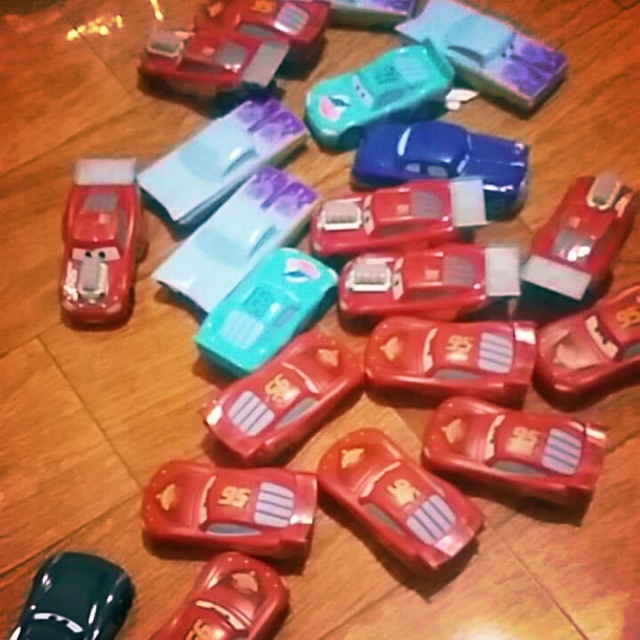 Xe Tomica mô hình