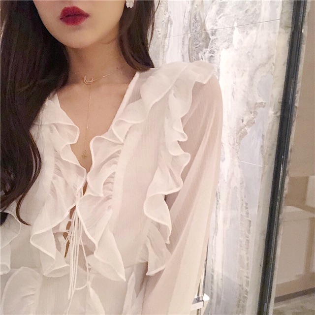 Váy trăng bánh bèo tay bo / Đầm voan