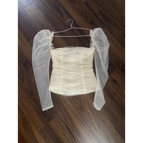 Thanh lý áo h2b new size S 330