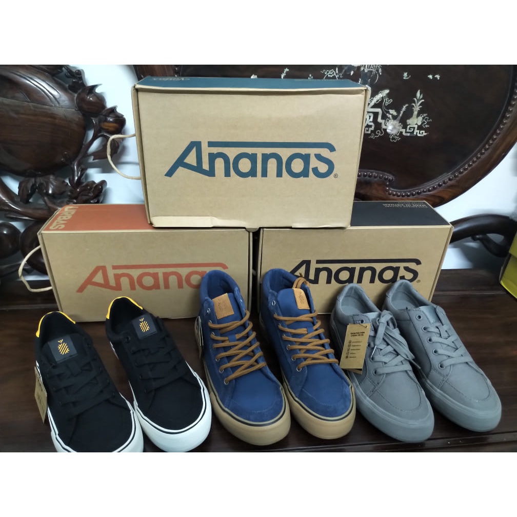 giày nam nữ thương hiệu Ananas, Một, Rienevan mới 100% size 39-42