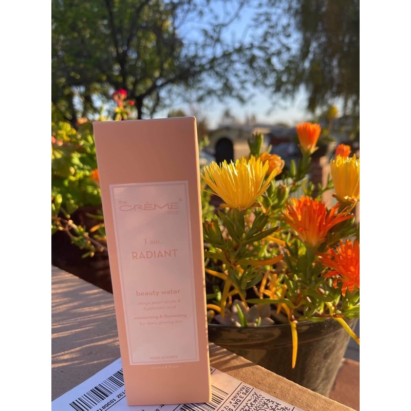 Xịt khoáng phun sương The Crème Shop's beauty water