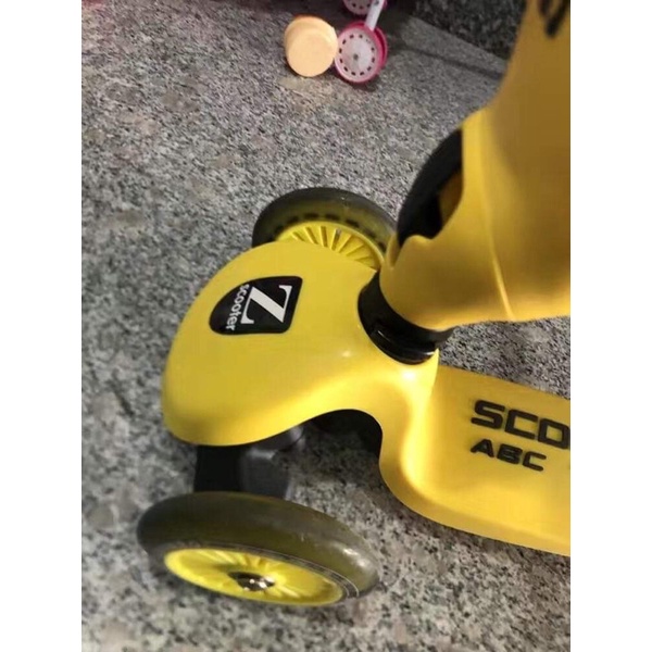 Xe scooter cho bé scoot and ride