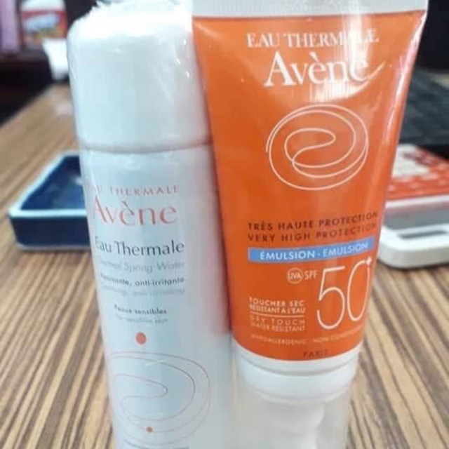 Set kem chống nắng Avene SPF50+ 50ml kèm xịt khoáng Avene 50ml