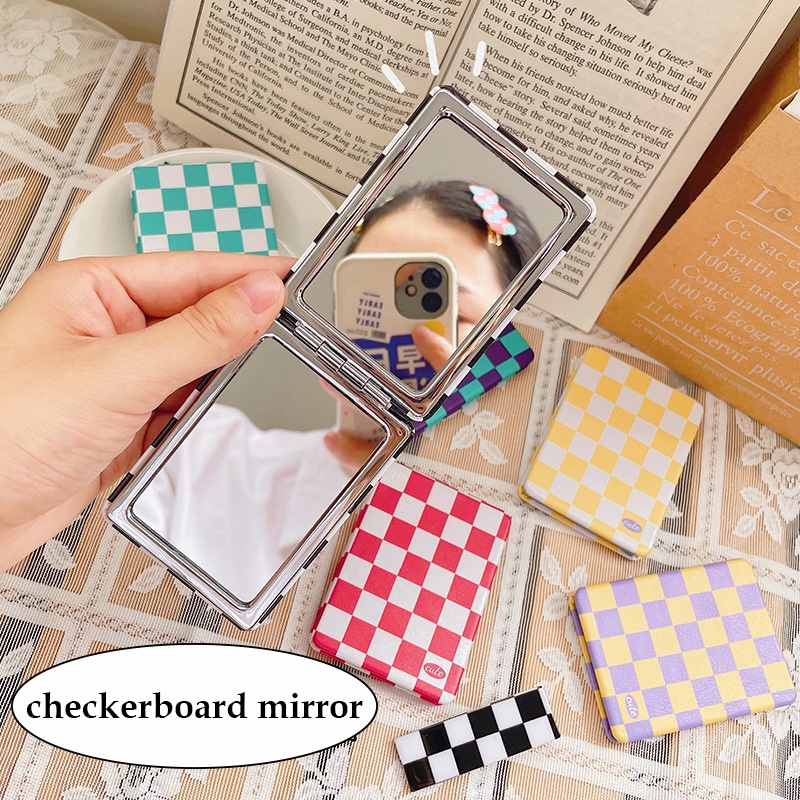 Gương Mini Cầm Tay Caro Checker Board