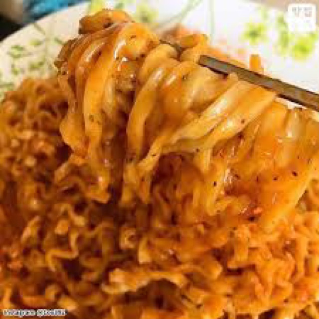 1 Gói Mì Gà Cay Carbonara Samyang Date 2024