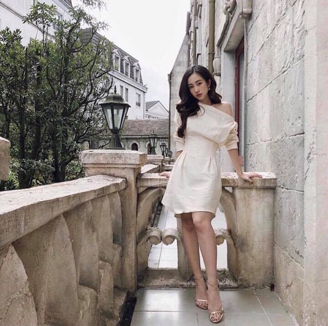 Váy đũi lệch vai