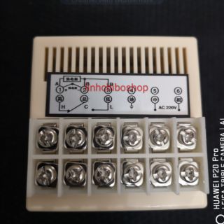 Bộ điều khiển nhiệt độ XMTD