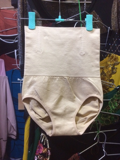 Quần gen có thanh chống cuộn