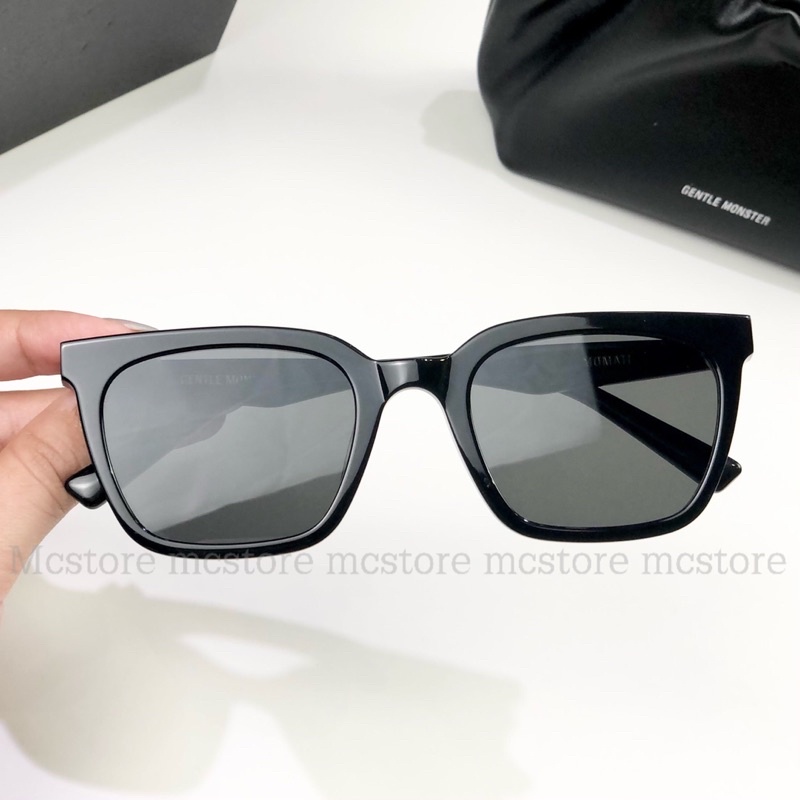 KÍNH MÁT MOMATI 01 CAO CẤP CHỐNG 100% TIA UV BY MCSTORE