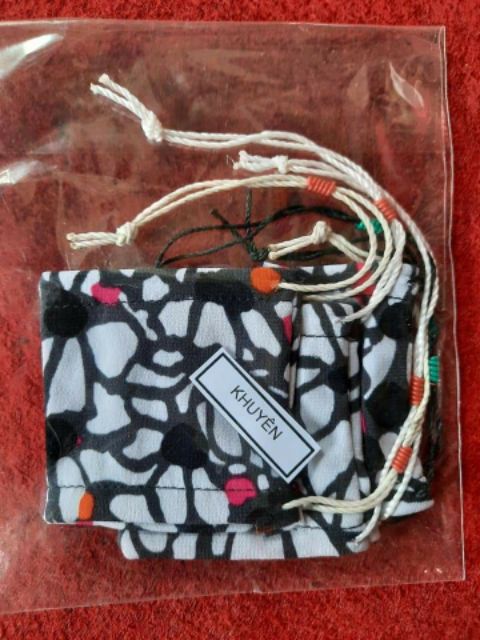 Túi đựng chim khuyên