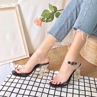Sandal cao gót