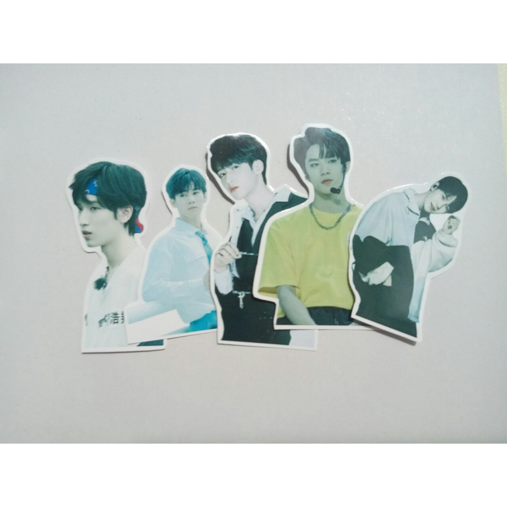 Combo 115 miếng Sticker và 9 tấm Card nhóm TNT