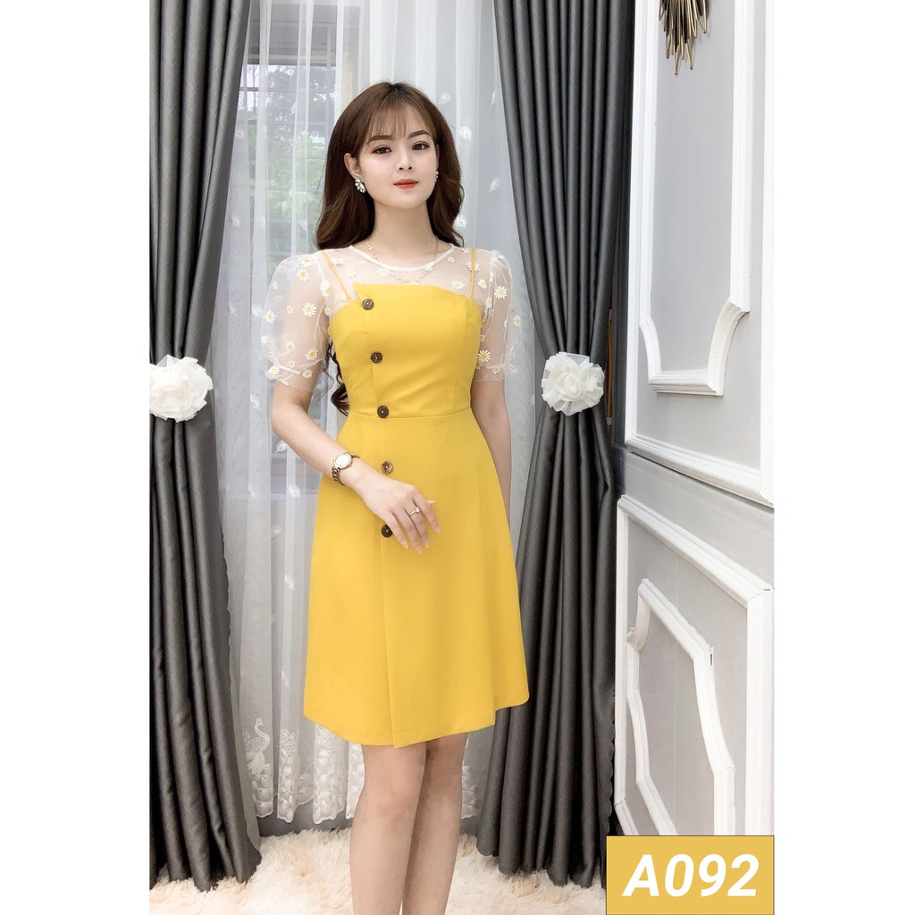 [Đồng giá 379k] Đầm Công Sở Dáng Suông Ôm Eo Có Tay, Ngực Phối Hoa - She Loves A092 Màu Vàng