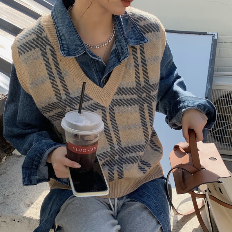 Áo len không tay cổ chữ V họa tiết ca rô thời trang