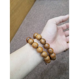 vòng tay gỗ bách size 14 ly