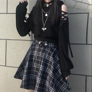 (Kèm ảnh thật)Set váy phong cáchHip hop Hàn Quốc ulzzang:Áo hoodie ngắn mũ rộng dài tay hở vai thắt dây+Chân váy cạp cao