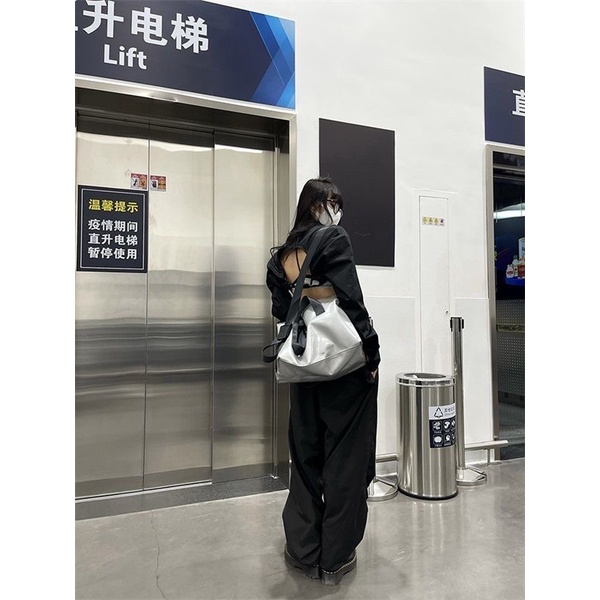 SẴN - Áo sơ mi croptop khoét lưng bao ngầu