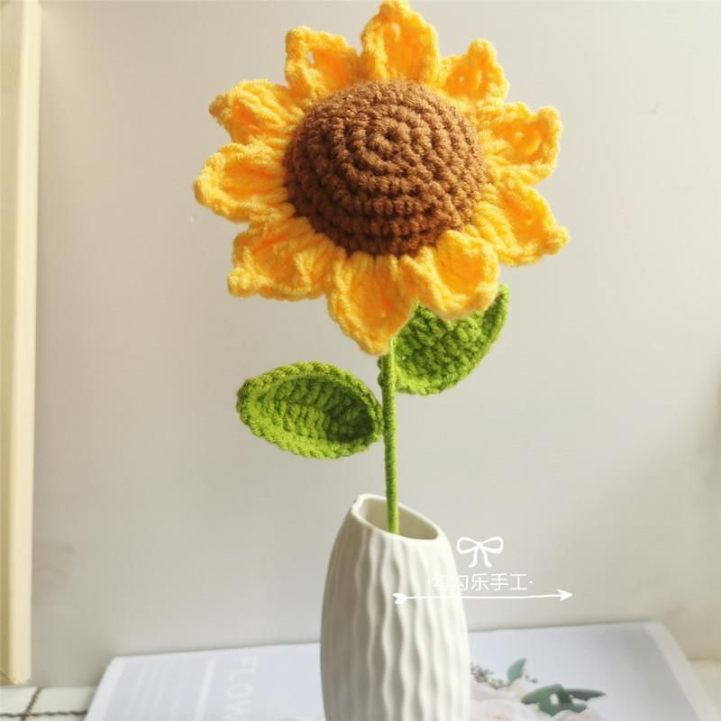Bó Hoa Hướng Dương Đan Len Thủ Công diy Cho Bạn Trai