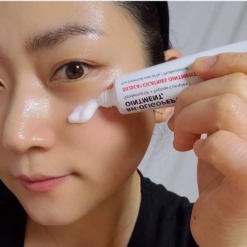 Kem phục hồi siêu tốc B5 Slicica rh- oligopeptide 1 ointment - Hàng chính hãng
