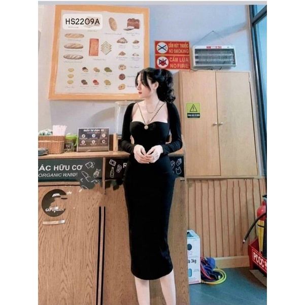 Váy body tay dài cổ vuông dây xích có mút ngực xẻ sau. Đầm dự tiệc sang trọng Freesize