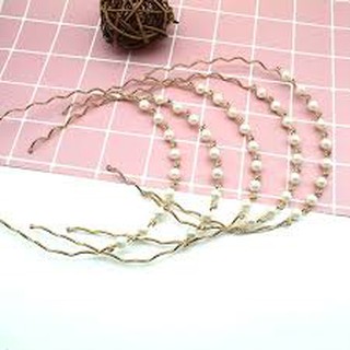 Cài tóc tiểu thư sang trọng hết mức (ảnh thật)