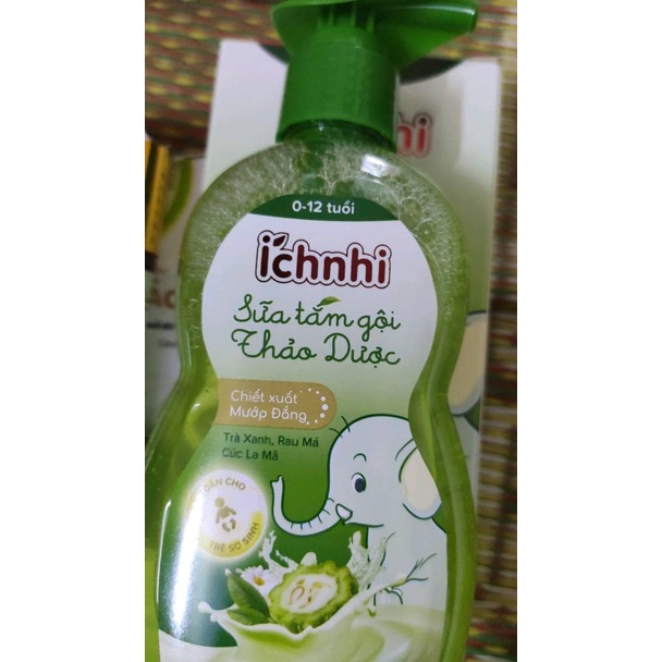 Sữa tắm gội thảo dược Ích Nhi cho bé chai 200ml phòng cảm lạnh, ngừa rôm sẩy, mẩn ngứa, dưỡng da mềm mịn
