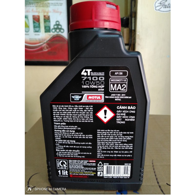 Dầu nhớt xe máy Motul 7100 10w50 (1L)