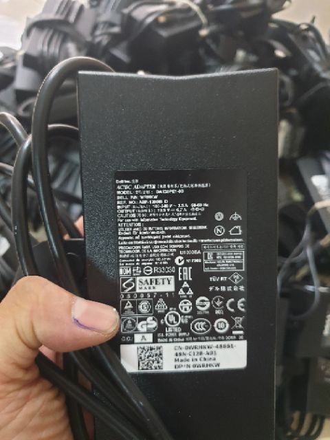 Sạc Adapter ZIN LAPTOP DELL 19.5V-6.7A 130W ( Đầu Kim lớn), loại slim mỏng, có đèn ở đầu sạc