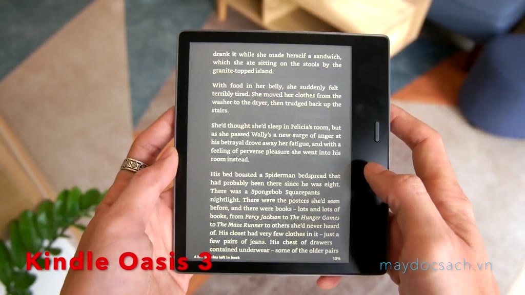 Máy đọc sách Kindle Oasis - thế hệ 10, có WARMLIGTH điều chỉnh tông màu ấm - tên gọi khác Kindle Oasis 3 | BigBuy360 - bigbuy360.vn