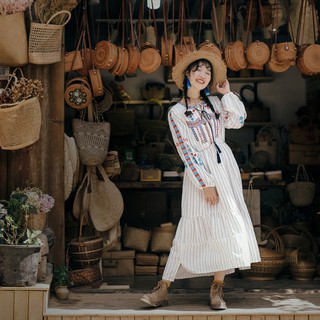Đầm Thêu Họa Tiết Dân Tộc Phong Cách Dân Tộc Cho Nữ