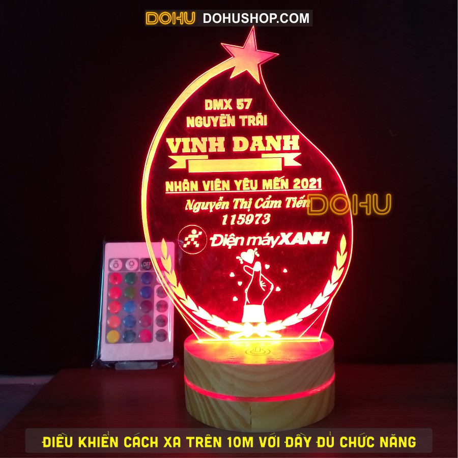 (Miễn phí khắc nội dung theo yêu cầu) Cúp Kỷ Niệm Chương [DOHU02] Bằng Nhựa Mica Khắc 3D Chìm - Có Led