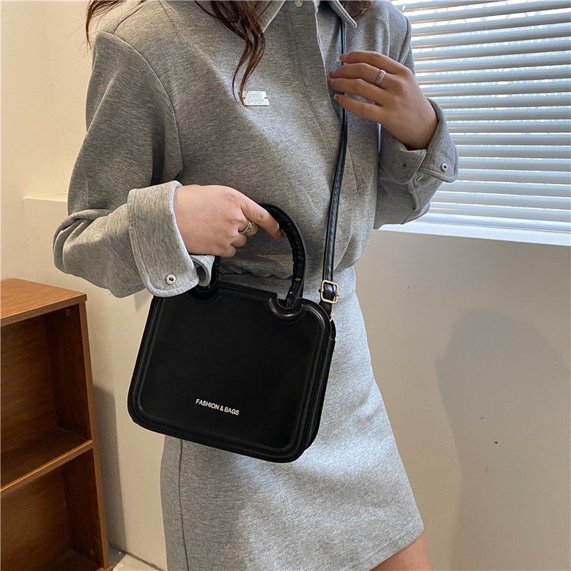 Túi Đeo Chéo Dáng Vuông Nhỏ Phong Cách Retro Thời Trang Cao Cấp Cho Nữ