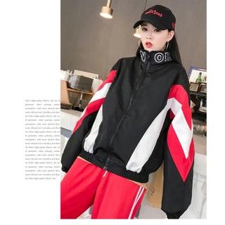 ...... Áo khoác gió nữ form rộng sieu hothot
