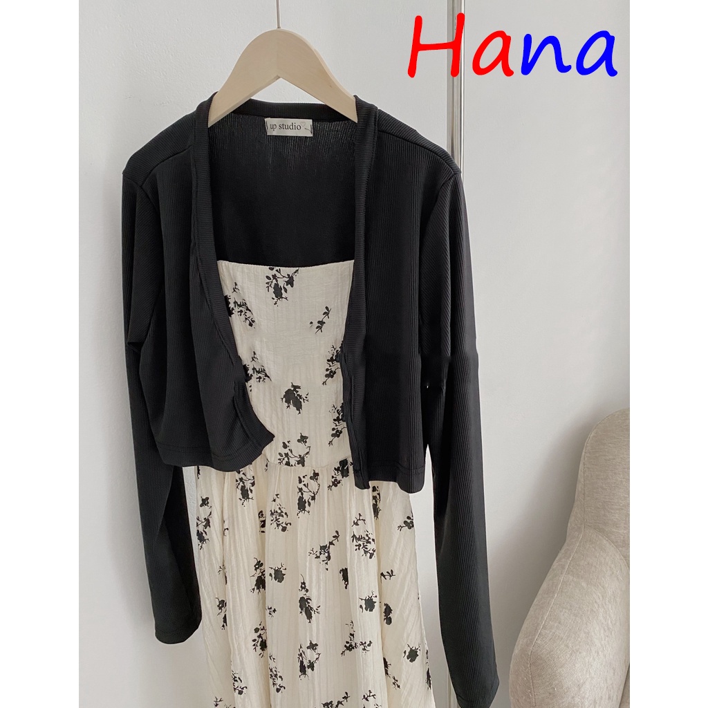Váy hai dây hoa nhí lưng chun kèm áo cardigan croptop- Hana06