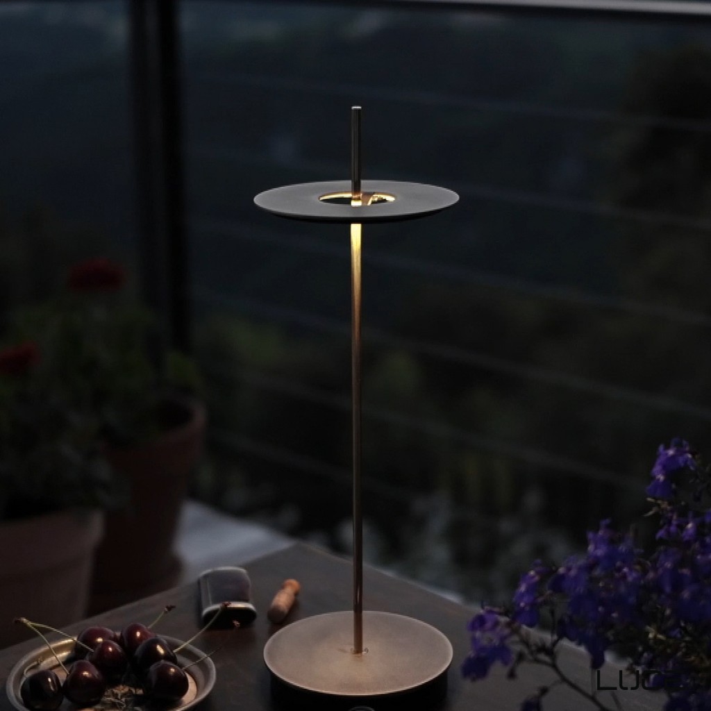 Đèn ngủ trang trí để bàn Luce Concept cao cấp bằng Kim Loại Giulietta BE chạy pin