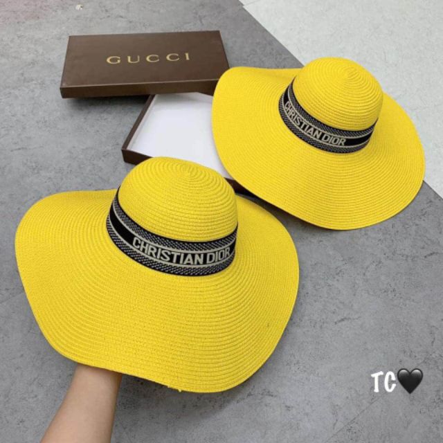 Mũ cói đi biển vành rộng đai dior sang chảnh